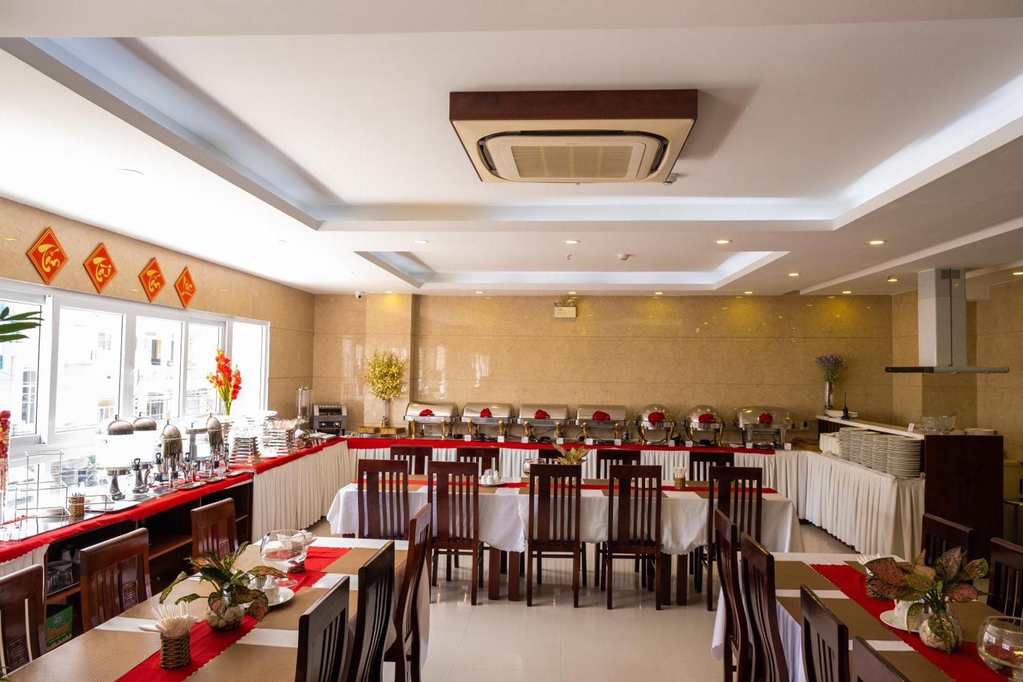 Gem Nha Trang Hotel Екстериор снимка