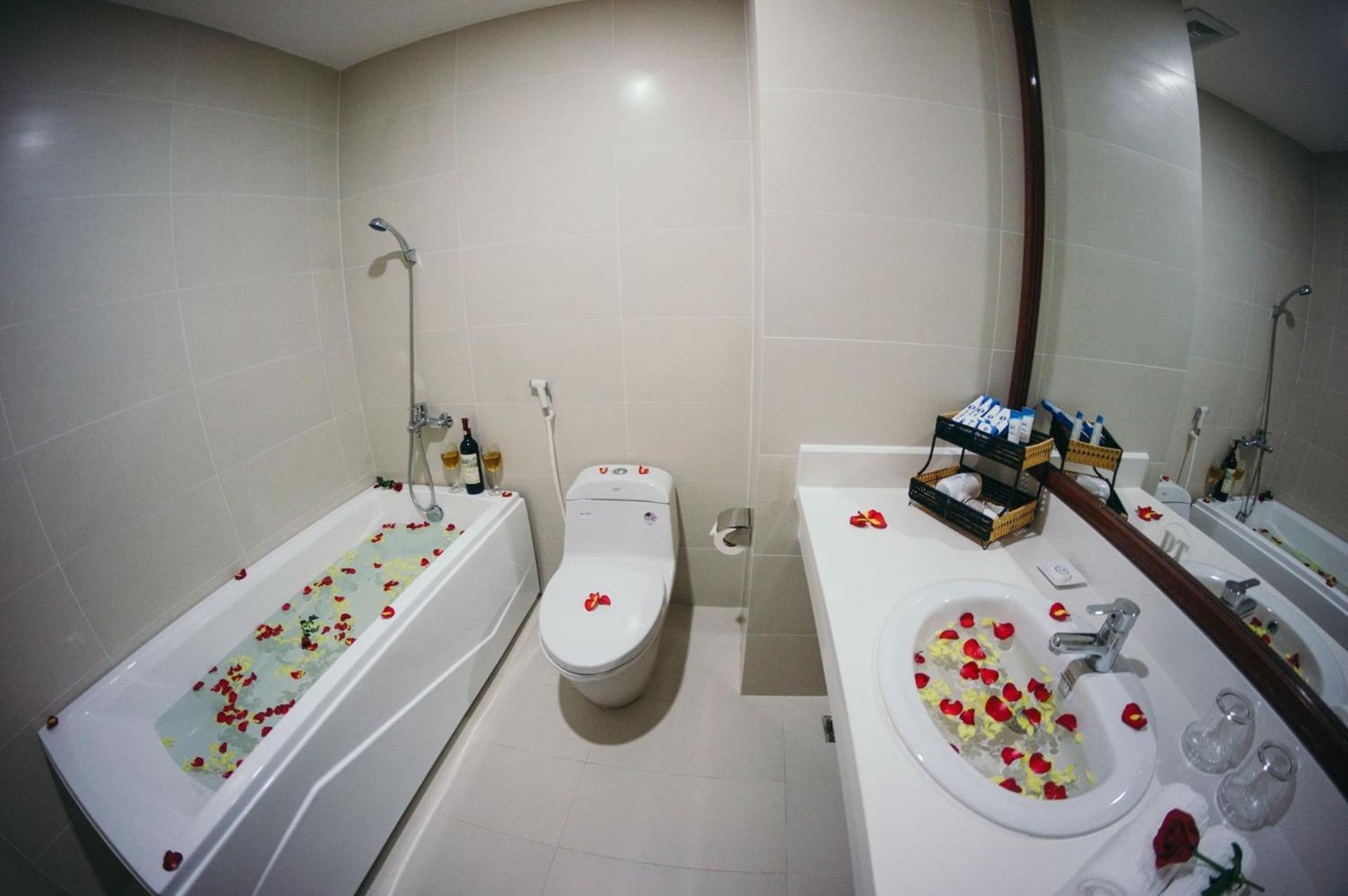 Gem Nha Trang Hotel Екстериор снимка