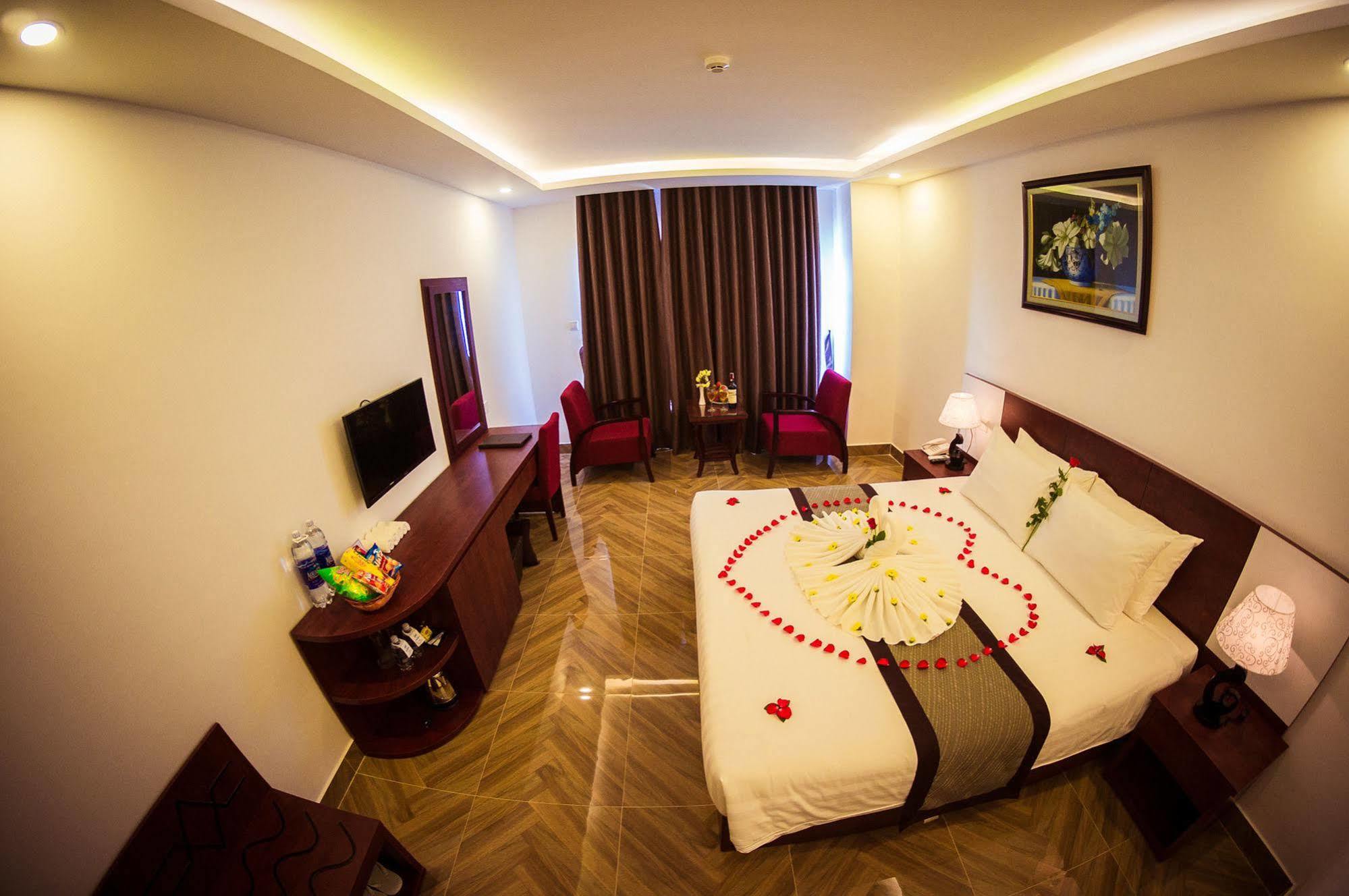 Gem Nha Trang Hotel Екстериор снимка